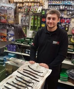 Flash Sale ⭐ Devon Baits Frozen Black Lug - Frozen sea baits ⭐ -Sea Fishing outlet shop uruhqha1635823341429179577